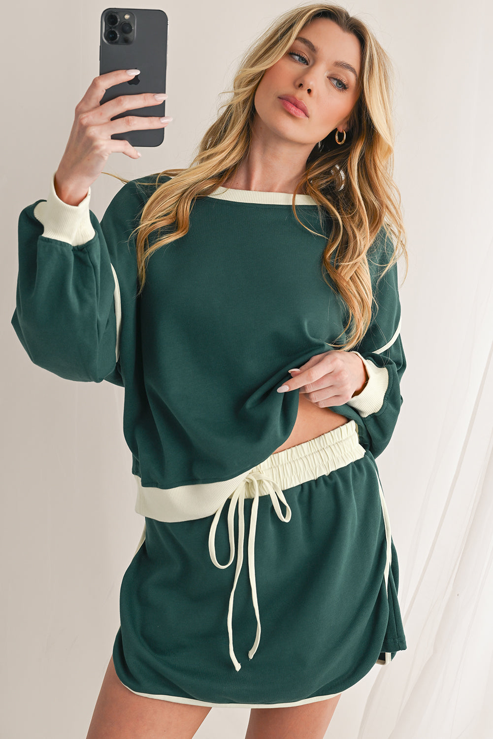 Coffee Contrast Trim Loose Pullover and Lace-up Waist Skort Set