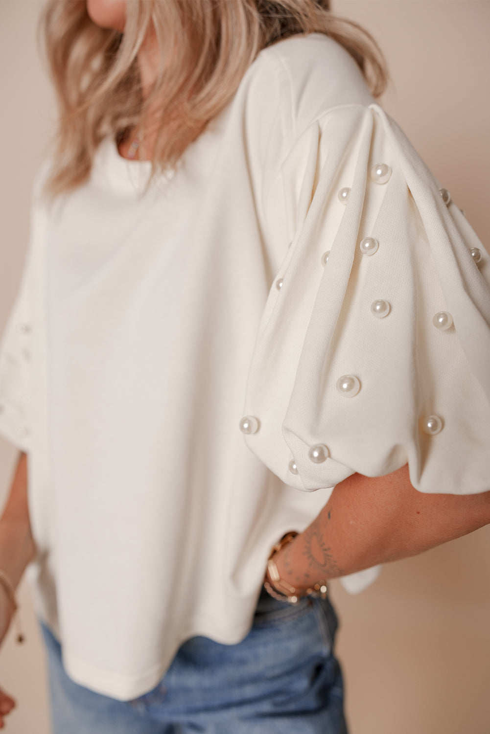 White Pearled Puff Sleeve Round Neck Loose Top